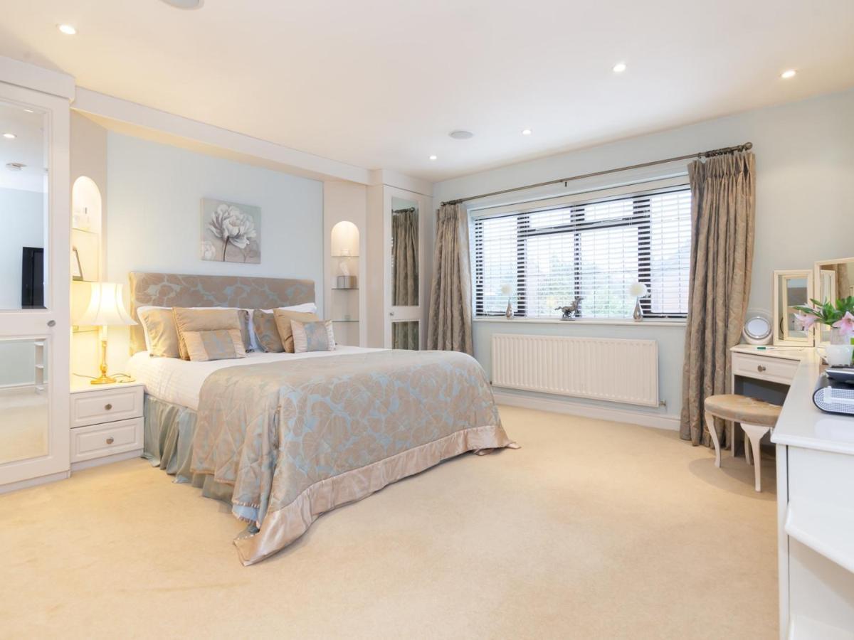 Hotel Ayuda House Altrincham Zewnętrze zdjęcie