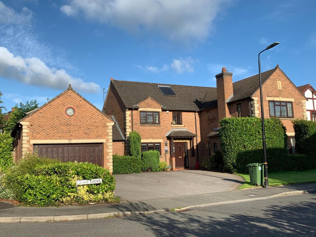 Hotel Ayuda House Altrincham Zewnętrze zdjęcie
