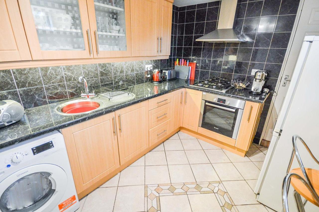 Hotel Ayuda House Altrincham Zewnętrze zdjęcie