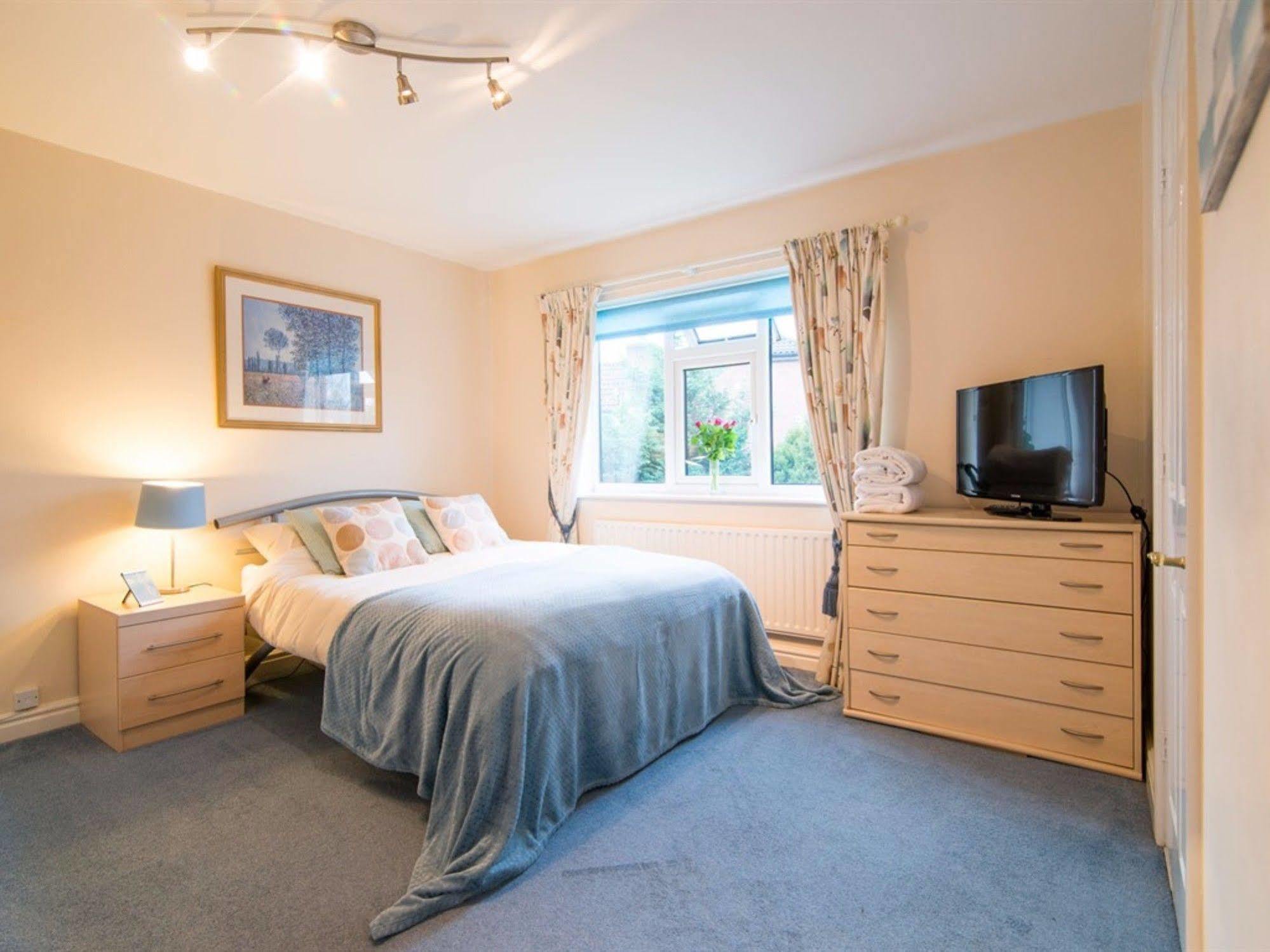 Hotel Ayuda House Altrincham Zewnętrze zdjęcie