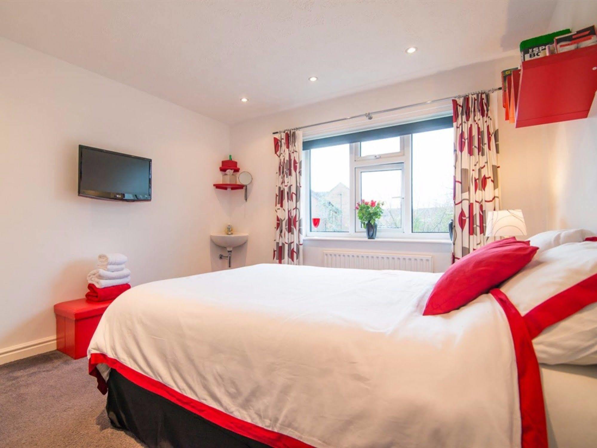 Hotel Ayuda House Altrincham Zewnętrze zdjęcie